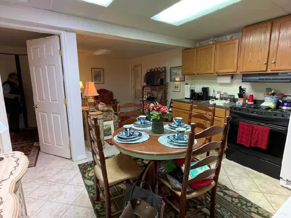 (undisclosed Address), Severna Park, MD 21146