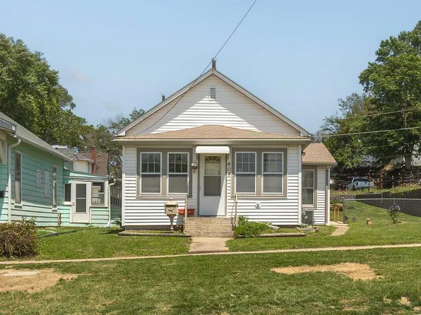 607 E Superior St, Missouri Valley, IA 51555