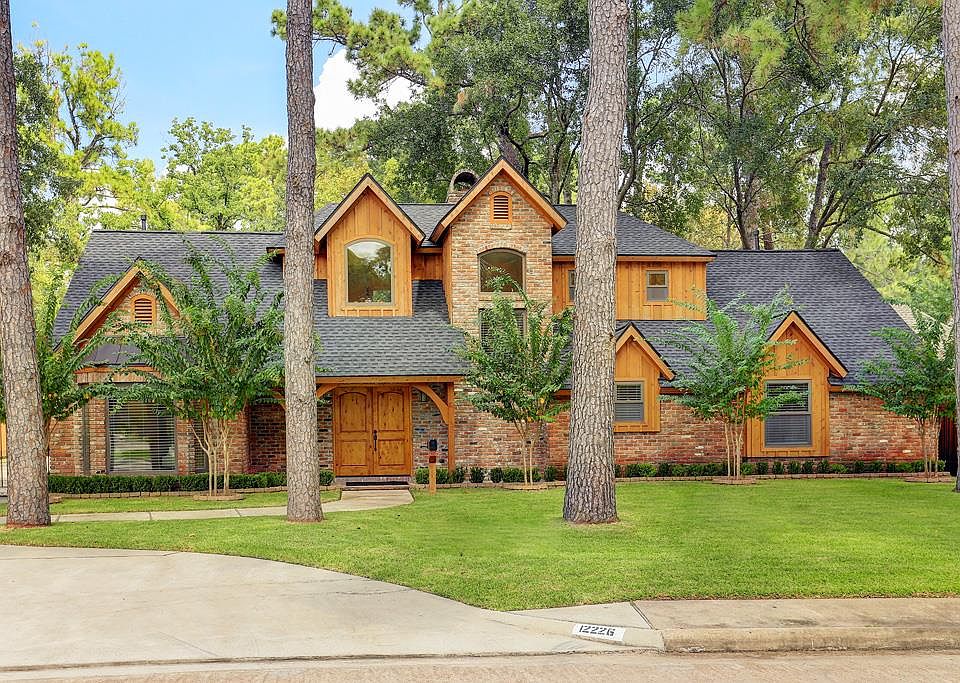 1st image of 12226 Pebblebrook Dr