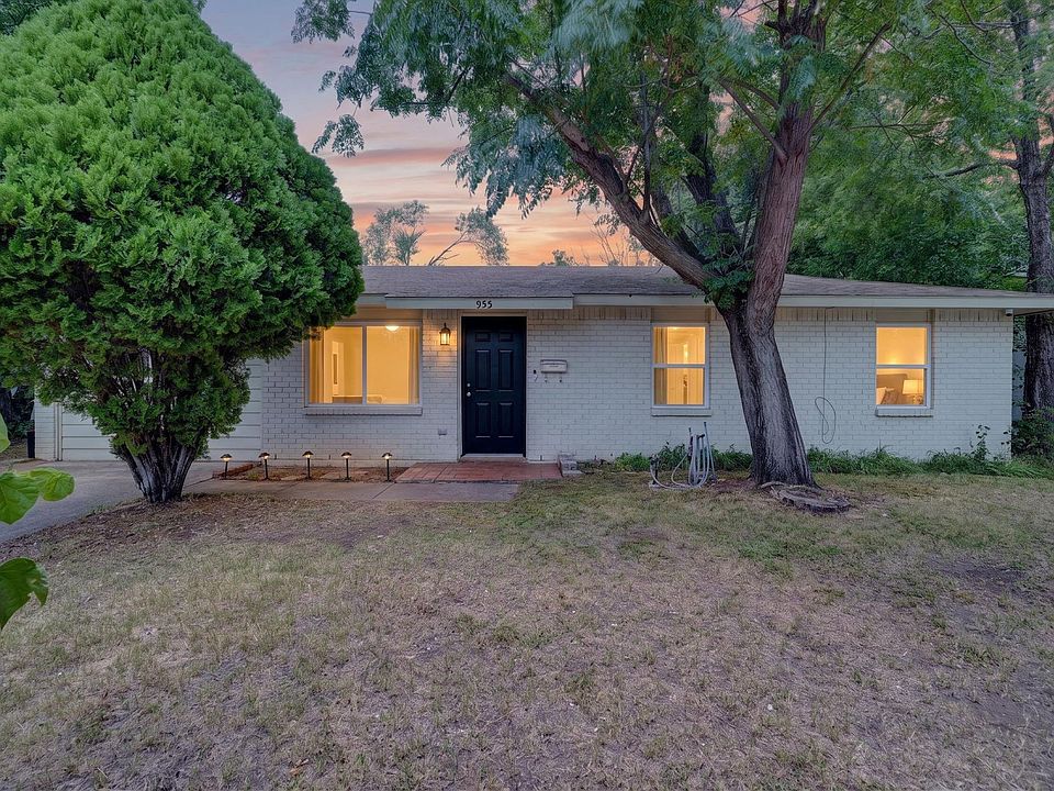 1st image of 955 Ashwood Dr