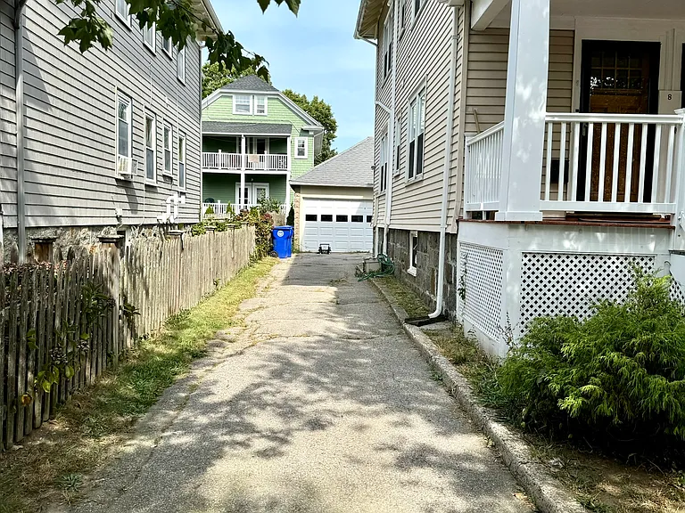 Driveway leading to Garage