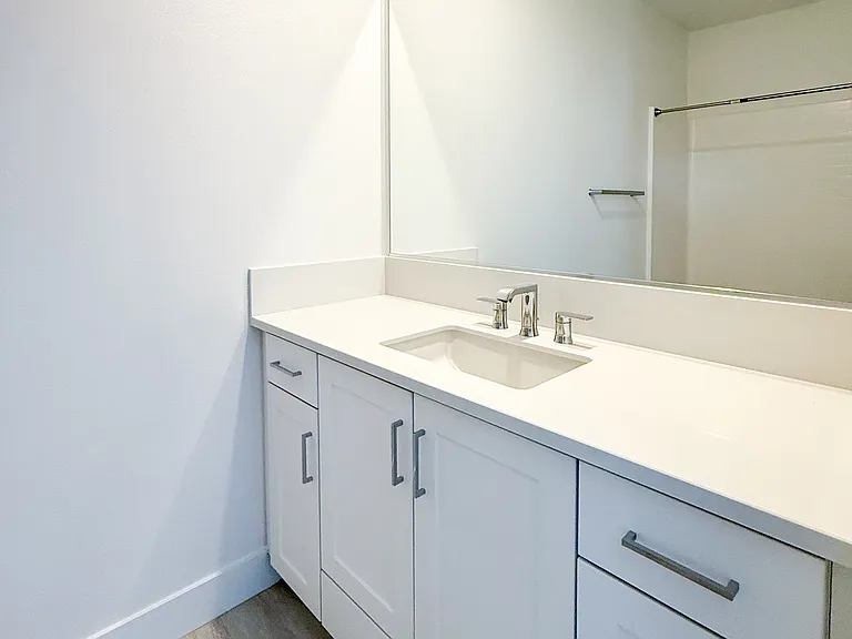 Upstairs Bedroom 2 En Suite Bathroom