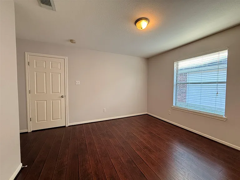5935 Wildbriar Ln — Photo 20