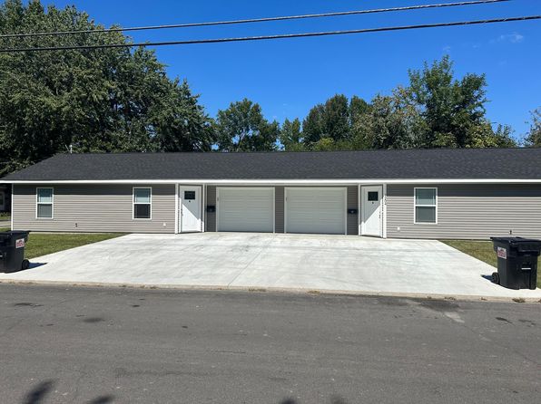 1204 W Hendrickson St #A-B