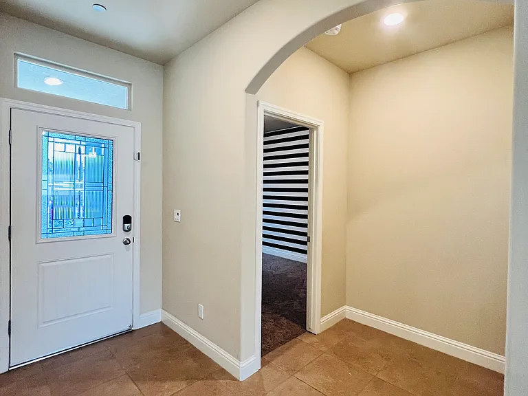 9223 Oak Garden Ln — Photo 18