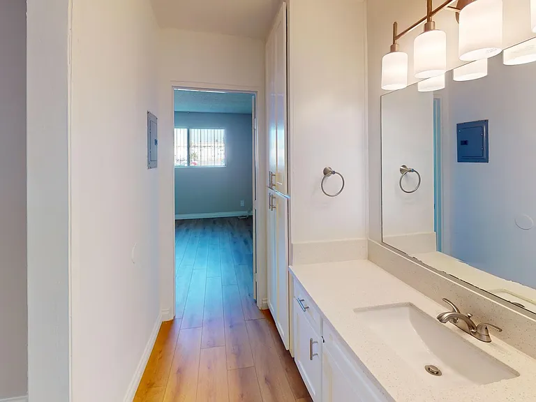 Royal Garden Apartments..Gorgeous Newly Remodeled Apartment Available...Great Location! — Photo 13