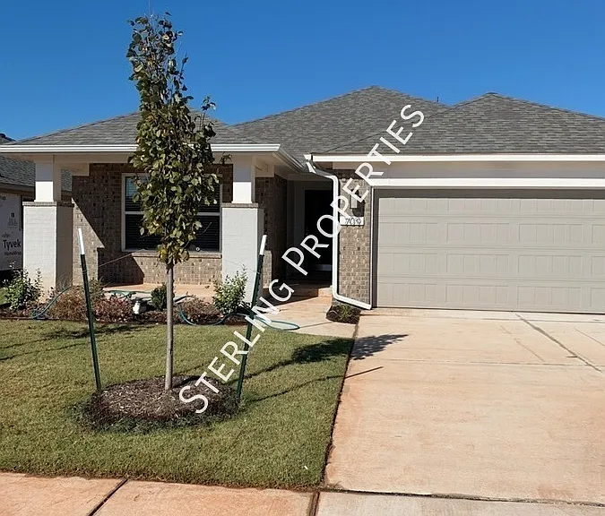 709 Blue Fish Ct — Photo 1