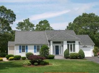 47 Snead Dr, Mashpee, MA 02649
