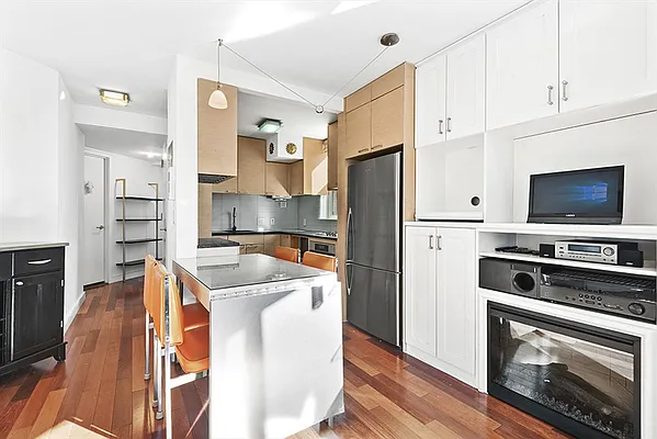 Rented by Corcoran | media 2