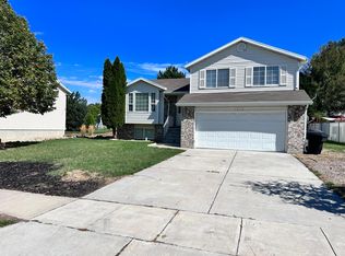 1718 N 775 W, Clinton, UT 84015