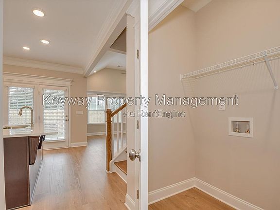 2nd image of 775 Bronze Way