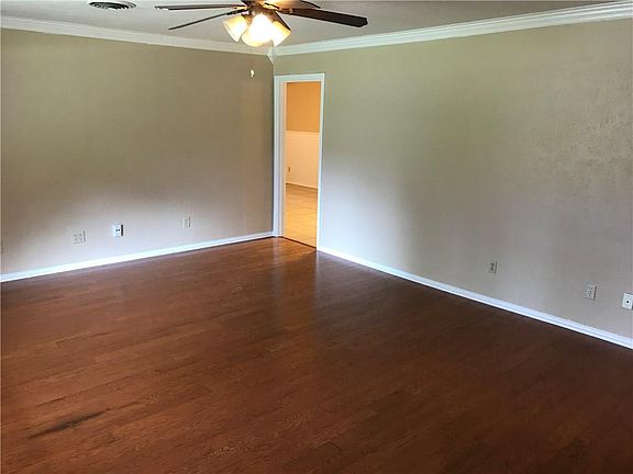 3rd image of 8548 Gibbs Dr