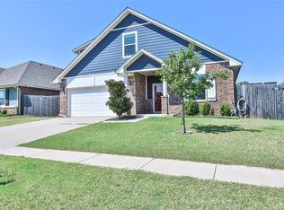 14209 Athens Ln, Yukon, OK 73099