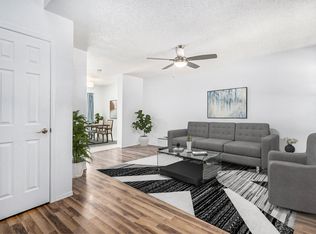 18577 E Whitaker Cir UNIT B, Aurora, CO 80015