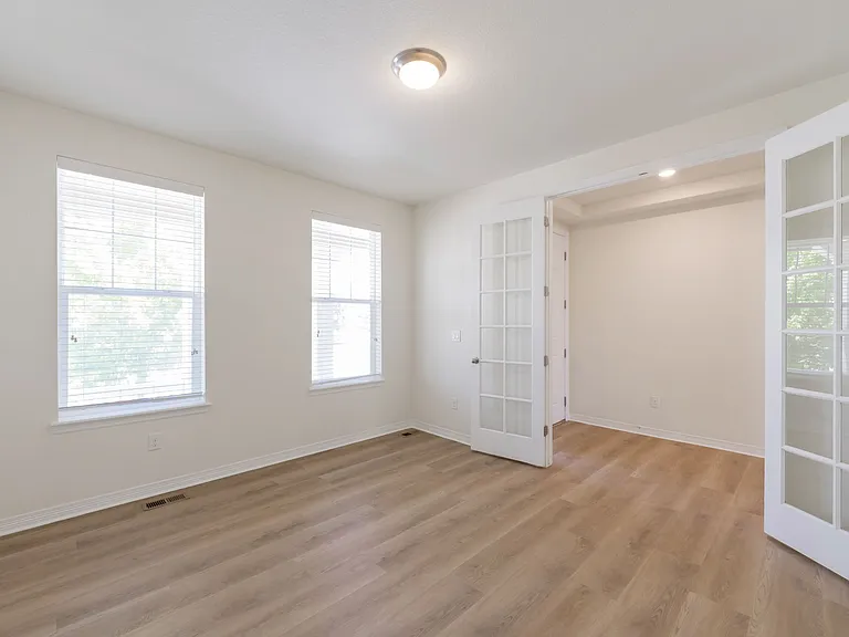 14776 Oslo Ave — Photo 7