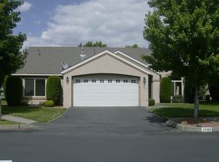 2600 Prestwick Dr, Richland, WA 99354