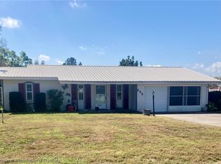 233 Hillcrest Dr, Avon Park, FL 33825