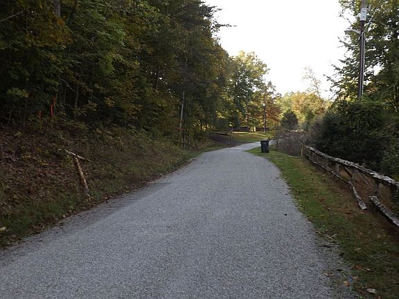 2nd image of Lake Ln