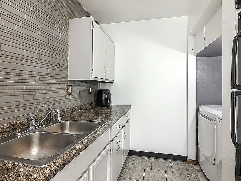 21U Fernwood Dr #21 — Photo 8