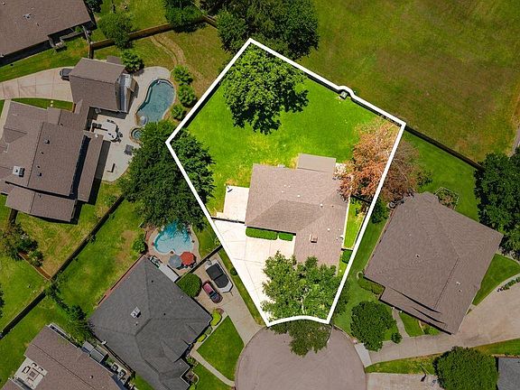 2nd image of 7093 Whispering Wind Dr