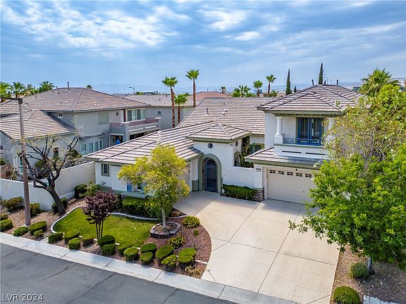 3rd image of 10249 Wisteria Hills Ct