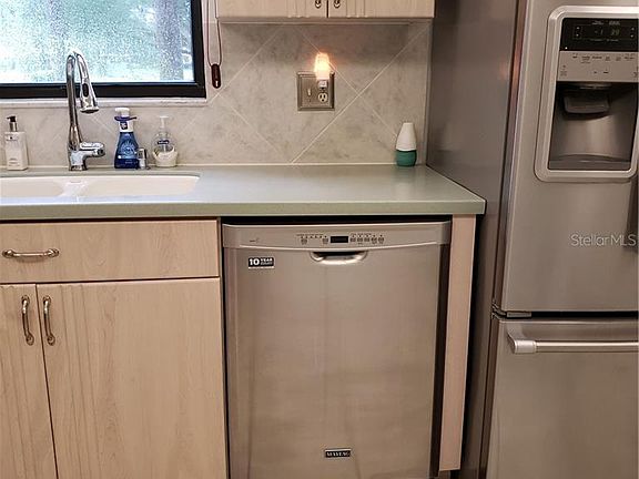 5th image of 5920 80th St N Unit 102