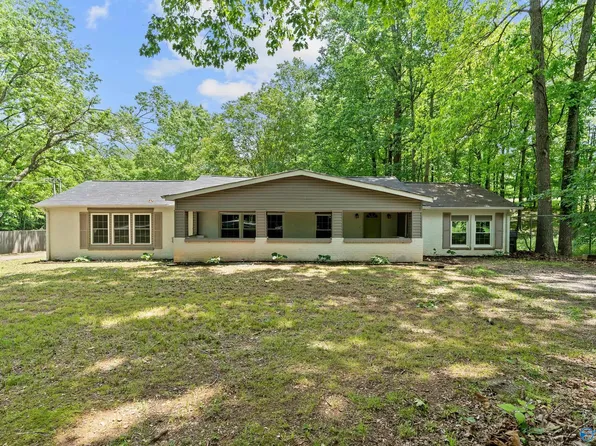 929 Carroll Rd, Harvest, AL 35749