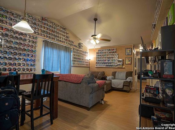 5th image of 14510 Woods Hole Dr