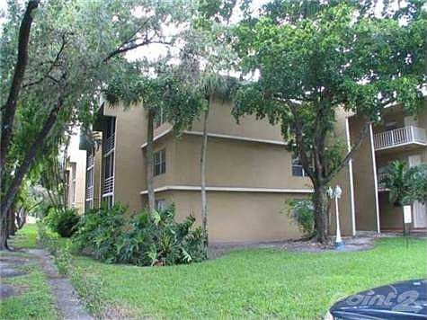 3rd image of 4205 N University Dr APT 202