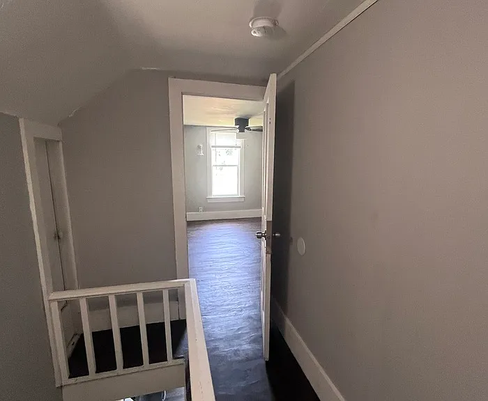 636 Florence St — Photo 16