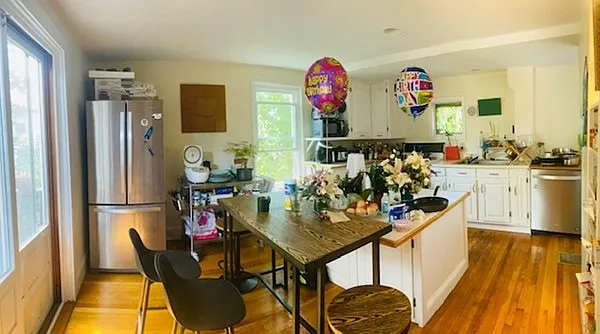 591 Franklin St #2 — Photo 7