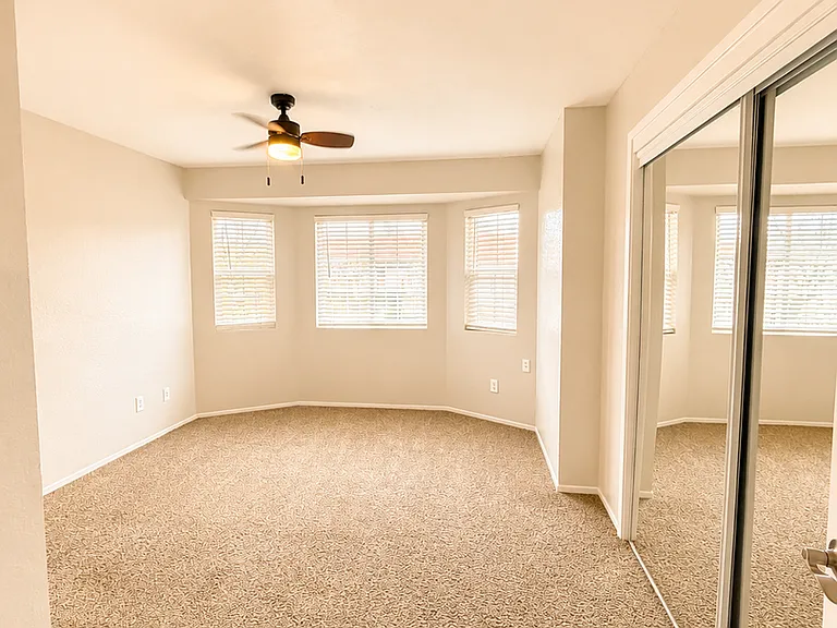 090- 4201 Isla Verde Street — Photo 5