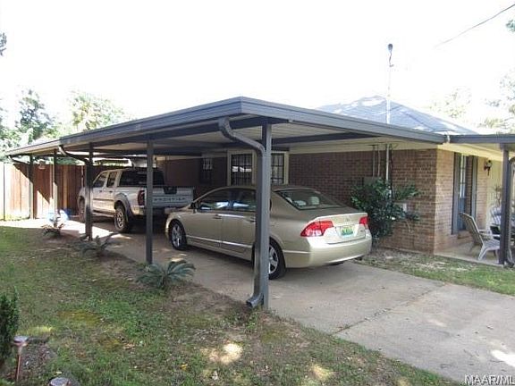 4th image of 4261 Beardsley Dr