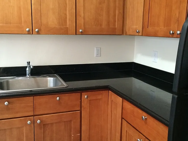 2031 N Watts St #8 — Photo 24