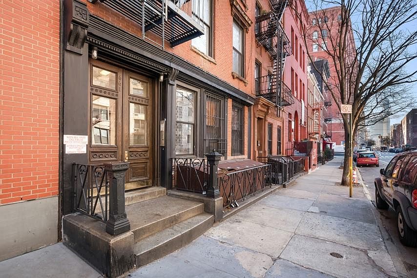 1st image of 661 Washington St
