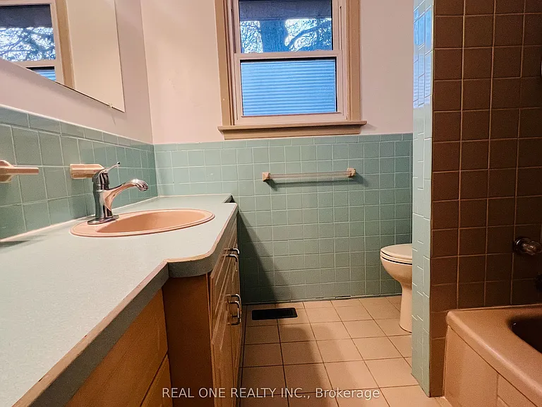 6 Fairhill Cres — Photo 14