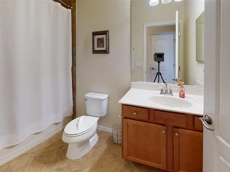 12659 Richezza Dr — Photo 15