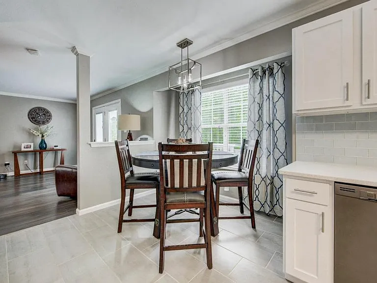 8200 Gallaher Station Dr — Photo 8