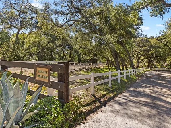 19411 Live Oak Canyon Rd, Trabuco Canyon, CA 92679