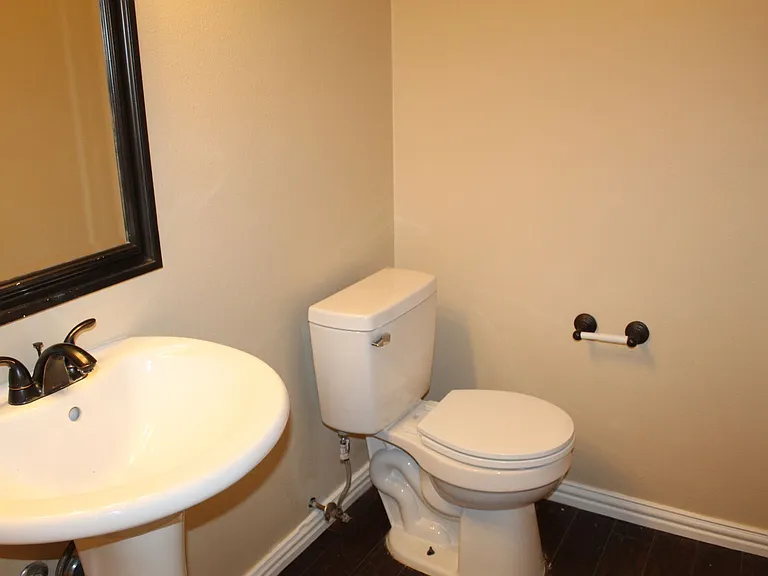 4037 Leon Dr — Photo 15