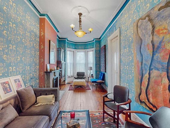 3rd image of 396 Bergen Ave