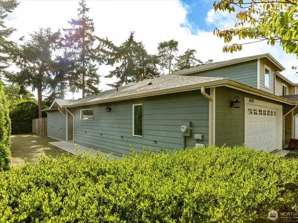 1669 SW Stremler Drive, Oak Harbor, WA 98277