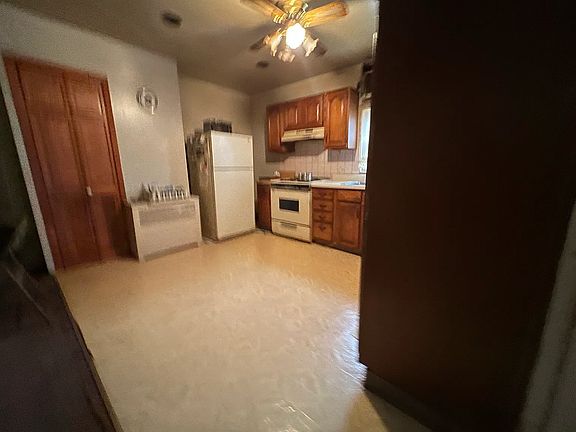 4th image of 1363 61st St
