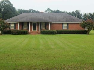 4126 Vanderbilt Dr, Albany, GA 31721