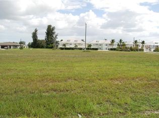 314 SW 2nd Ter, Cape Coral, FL 33991