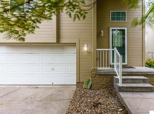 18915 K St, Omaha, NE 68135