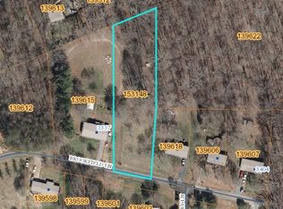 1 Brookfield Ln #9, Yadkinville, NC 27055