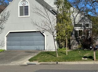 (Undisclosed Address), Healdsburg, CA