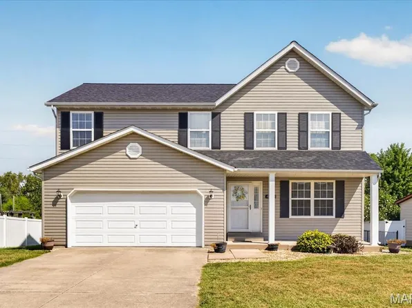 412 W 5th St, Saint Jacob, IL 62281