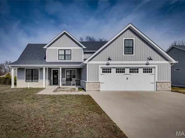 327 Wellington Pl, Farmington, MO 63640